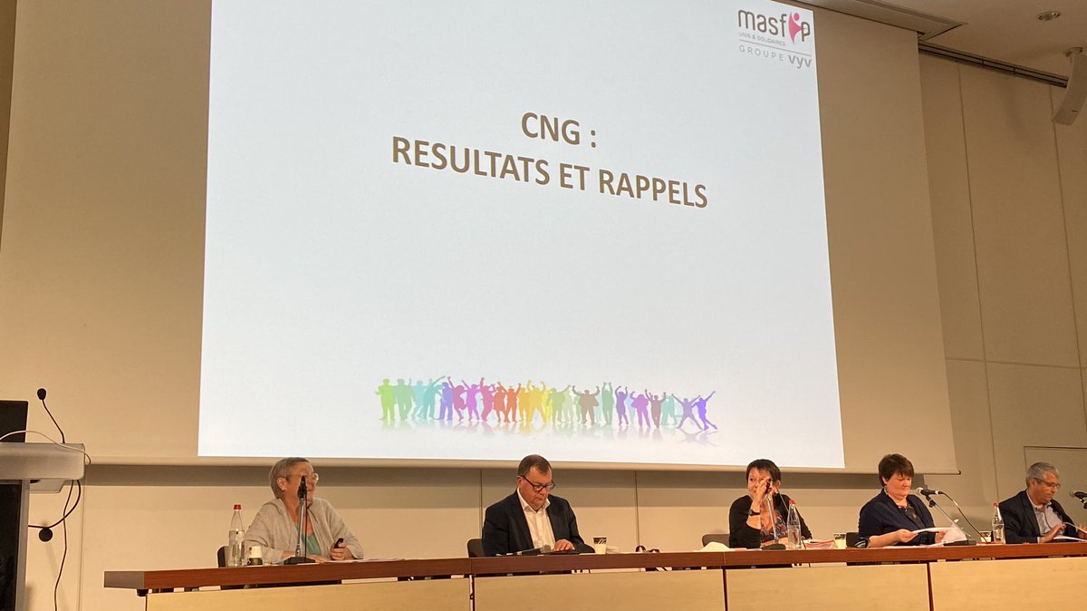 MASFIP's tweet photo. Modèle économique, allocations et services, orientation et accompagnement, sont parmi les thématiques abordées ce jour lors de la journée des Présidents et Vice-présidents @MASFIP ; sans oublier les temps d’échanges et d’intervention des militants. https://t.co/fl3foaHgx2