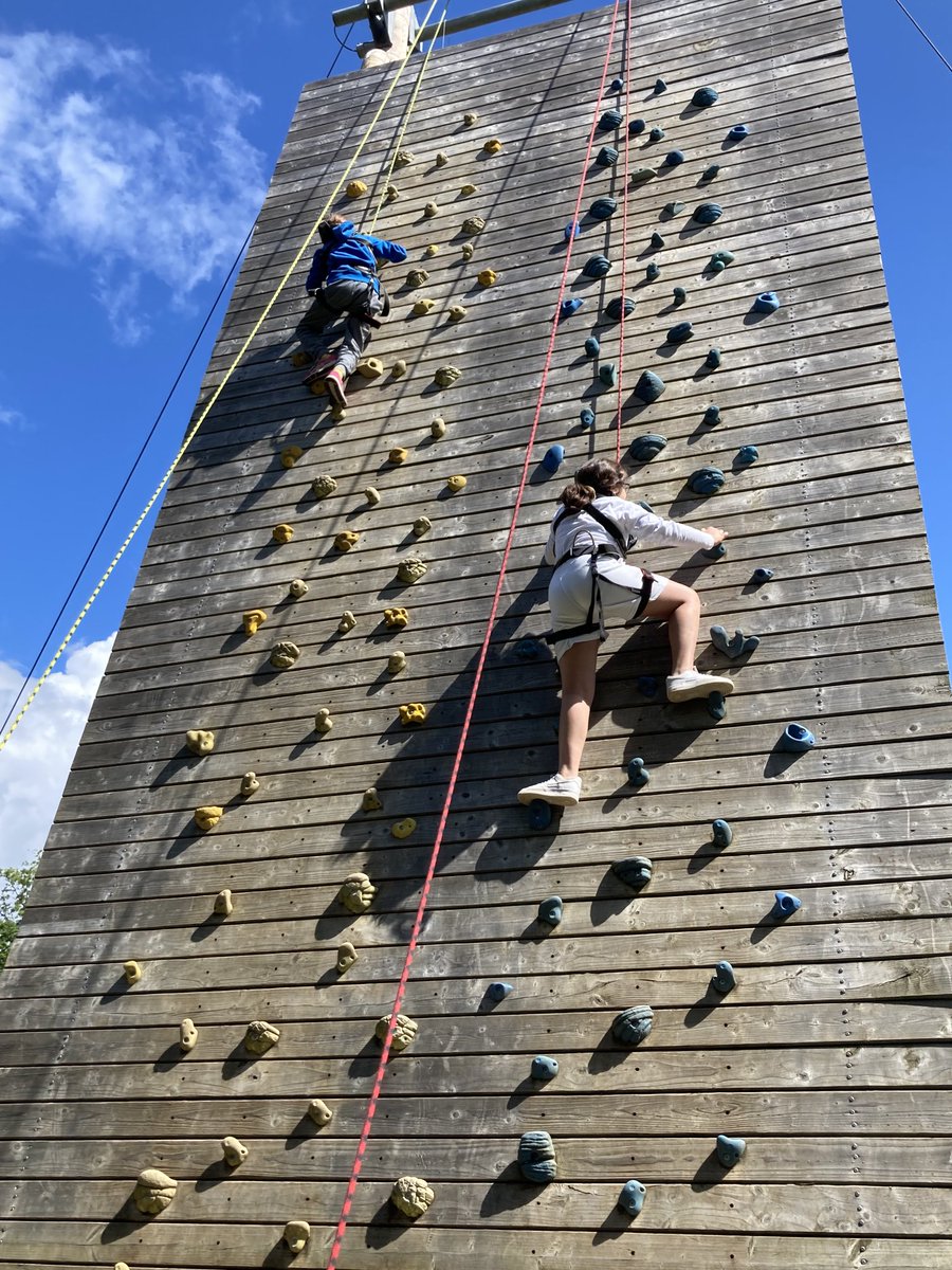 ManorHseSchool's tweet photo. Fabulous climbing from Year 6 this morning on the climbing wall. #IndividualChallenge https://t.co/o7yjWRVqnn