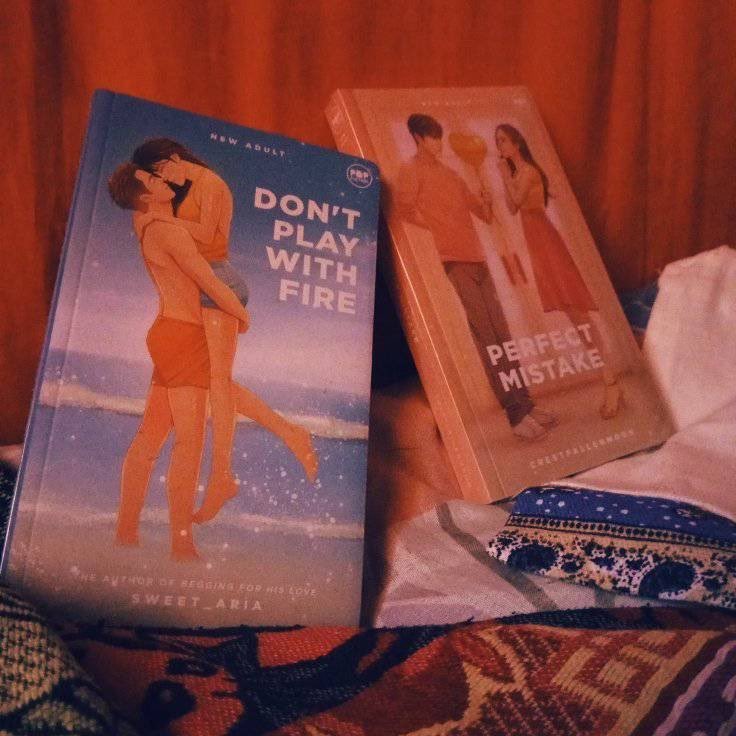 PopFictionBooks's tweet photo. Thanks, Carl Nowitzki Cabriga for sharing this! β€οΈ
Share your #POPFICSELFIE or #POPFICBOOKSNAP. Don't forget to tag us and use the hashtag! ππΈπ
Start shopping at the Summit Books Shop now:
Perfect Mistake: https://t.co/LjfUyceIJz
Donβt Play With Fire: https://t.co/zcebOXlYuh https://t.co/GLtrO4KWtZ