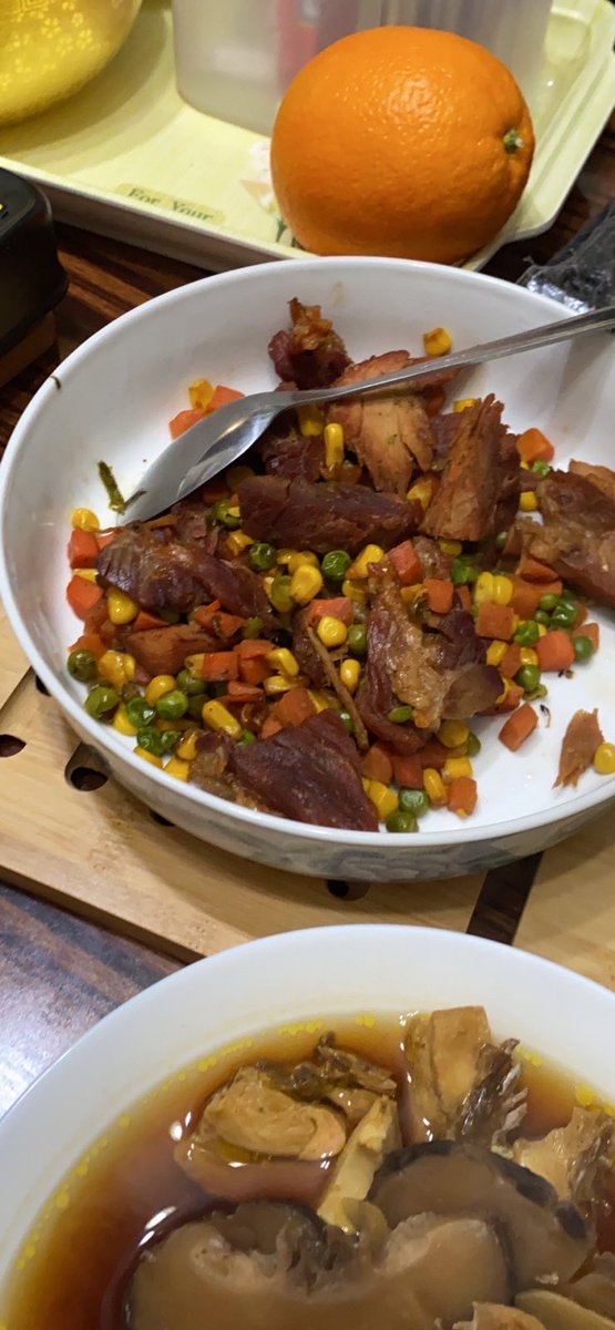 SandyL_633's tweet photo. 作品名稱：干柴烈火伴三色豆
食材：擺左幾日的叉燒，擺左唔知幾耐的罐頭三色豆
製作者 : 母親
享用者評價：食落終於明白，阿媽選擇唔生舊叉燒生左我出黎要幾感恩。每一啖都會食到流淚。阿門!

Discord ID：Shan3#5229  #HertzChallenge @Hertz_city https://t.co/43Q0jEhRym