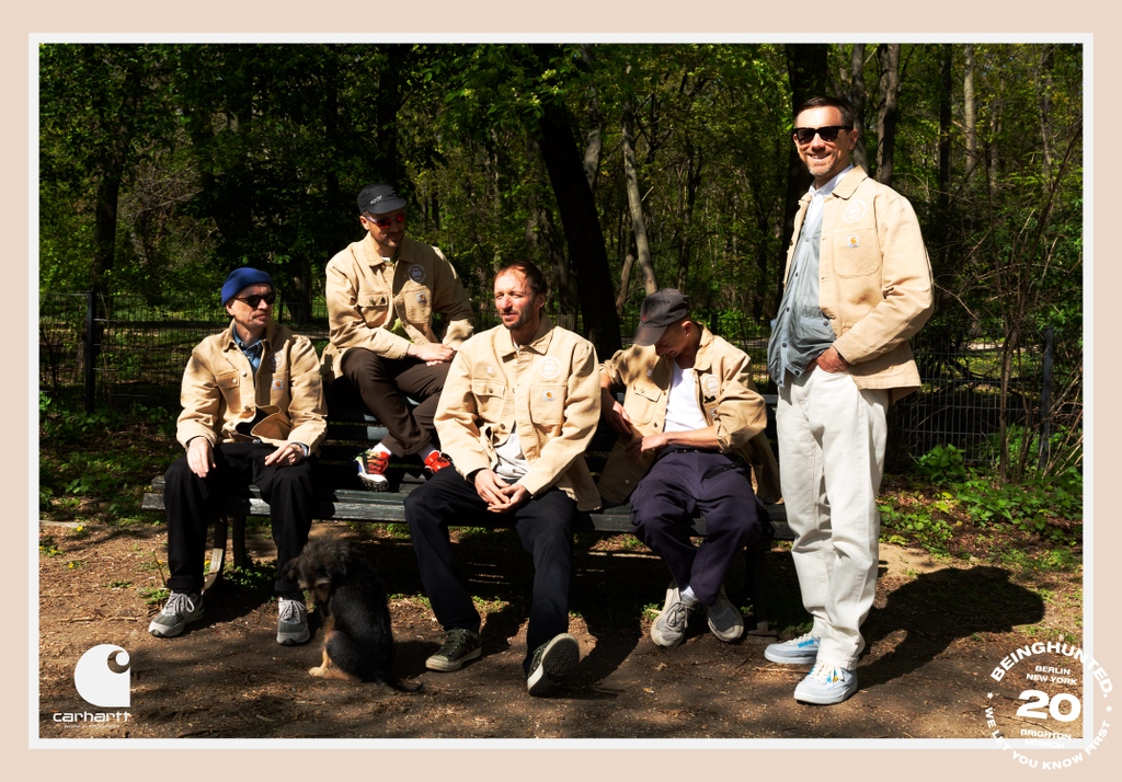 CarharttWIP's tweet photo. To mark the 20th anniversary of @Beinghunted., Carhartt WIP has created a custom-embroidered friends and family Michigan Coat.
📸: Alex Flach
#CarharttWip #beinghunted https://t.co/RvKEN4qeuH