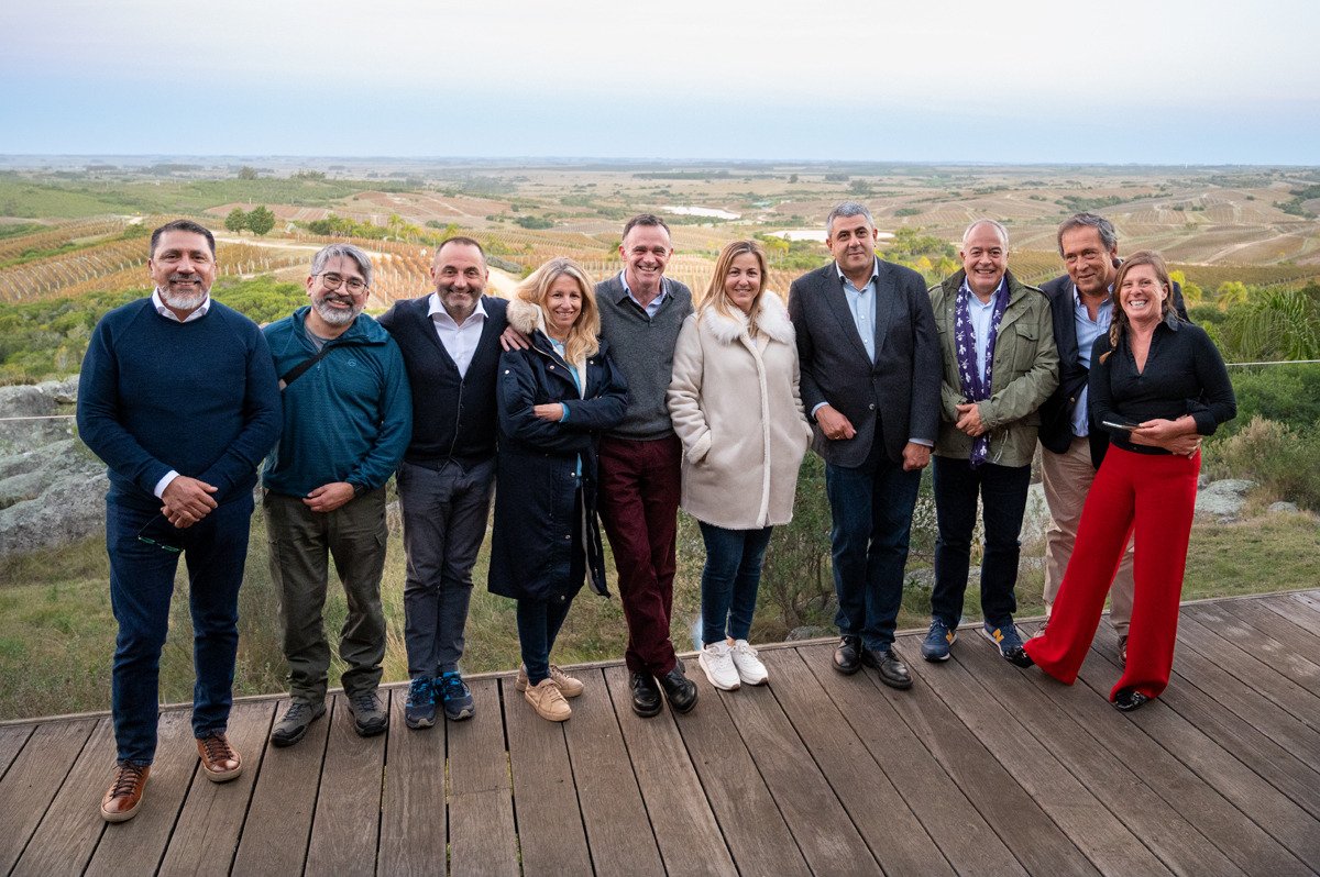 Un placer haber asistido a las jornadas de trabajo con el Secretario General OMT  <a href="/pololikashvili/">Zurab Pololikashvili</a> <a href="/UNWTO/">UN Tourism</a> en el marco de la 67 reunión de la Comisión Regional de la OMT para las Américas. Uruguay mayo 22.