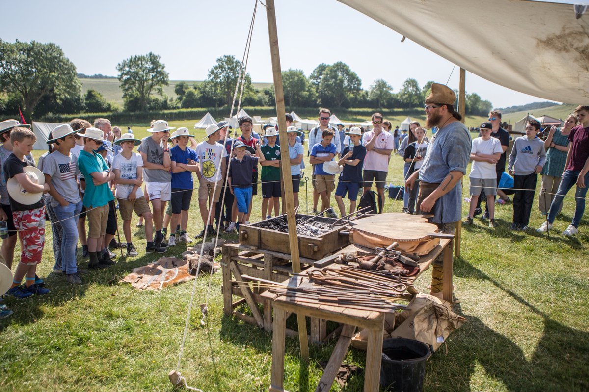 ChalkeFestival's tweet photo. Isn't this what learning history should be like?

https://t.co/1OfkfEasBg

#SchoolsFestival #CVHF #amazinghistory #history #schools #bringhistoryalive #getoutoftheclassroom https://t.co/N9m1bmos2V