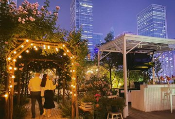 Continue to visit the store to relax yourself when you are busy