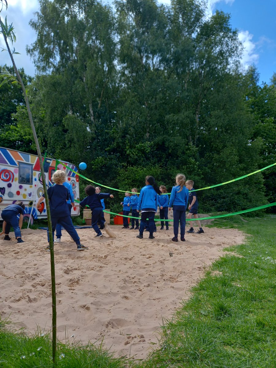 Beach games and diamond cricket have also been enjoyed this morning! Well done to all involved 👏