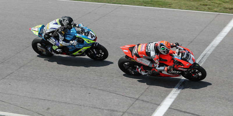 Hey #Panigalers! Josh Herrin (#2 Warhorse HSBK Racing Ducati NYC) went from just off the podium in SBK race 1 at VIR to notching up his third win of the season in the second counter. His championship lead is now 31 points #DucatiPanigaleV2 #DucatiCorse #DucatiAllOverTheWorld