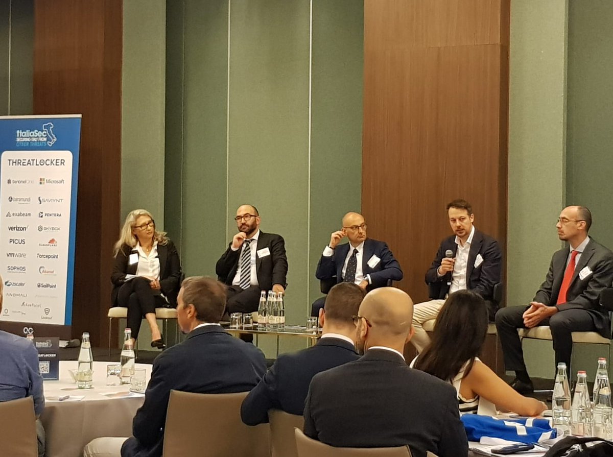 VMware_IT tweet media