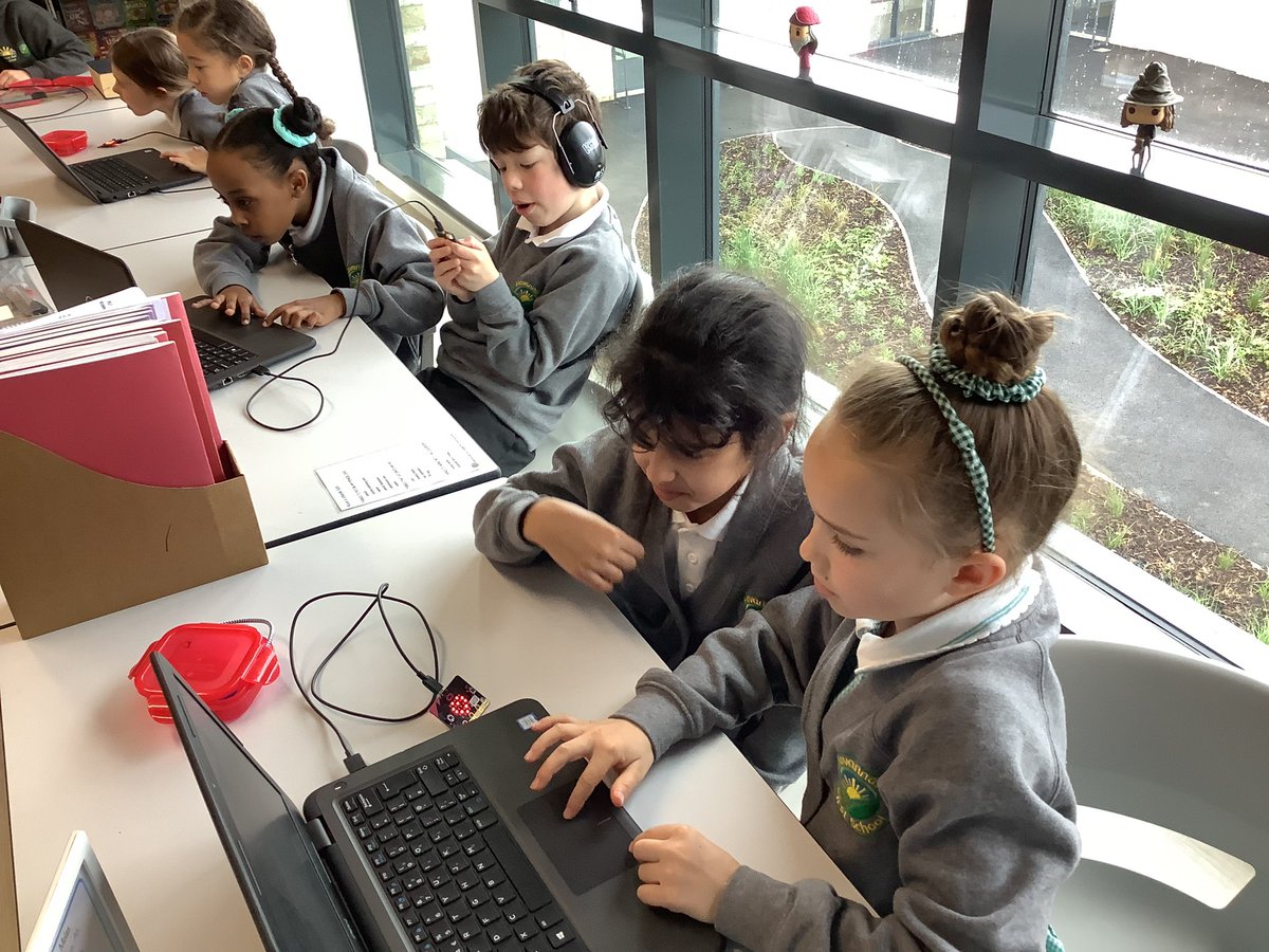 SquirrelsHFS's tweet photo. I’m so very proud of Class 6 today. 🏆 Their concentration, determination and resilience have been outstanding! Thank you @gem_education - what a fantastic opportunity to work and code with you! https://t.co/jyO9R50Crg