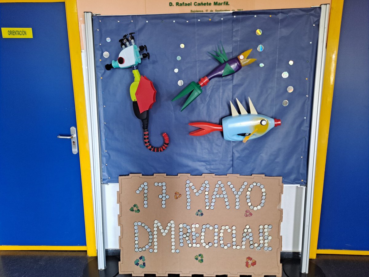 iesmariolopez's tweet photo. El IES Mario López y su programa Aldea, el 17 de mayo han celebrado el día mundial del reciclaje.
https://t.co/slOaz0m8ZX
#IESMarioLópez #Bujalance #ProyectoALDEA #ESO #FPB #Bachillerato #Reciclaje #17M https://t.co/3NcElpuL1D