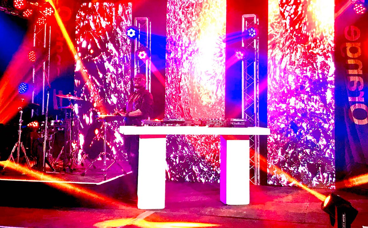 ColoursOSound's tweet photo. The 2nd edition of The Switch Up, powered by Orange 4G+ this past Saturday, and we were on production 
Live Streaming, Lighting. Screens. Sound. Stage. Yet Another Smooth Operation Delivered.

#ColoursOfSound
Contact us at 74840099 or 7335 5553 https://t.co/Kd6NbCYpWu