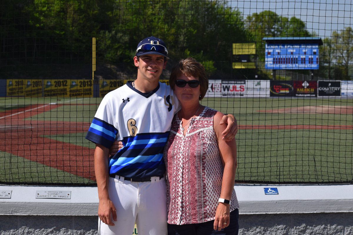 Beth Carr tweet media