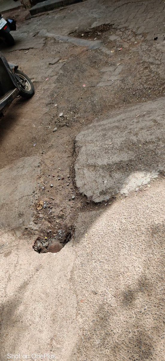 MohammedKaifMu3's tweet photo. Chamber repairing work to be done before rainy season at main entrance of Eksar Naitodi Gaothan Eksar road
Borivali (W) @mybmcWardRC @mybmc @CMOMaharashtra @nawabmalikncp @mayor_mumbai @KishoriPednekar @advnileshbhosle @OfficeofUT https://t.co/xKEvGdn0NO