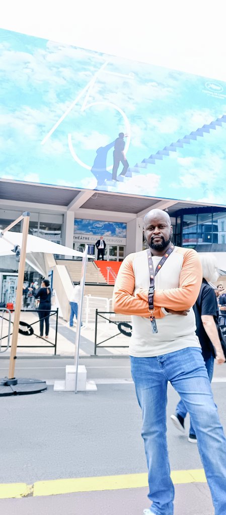 It's Kimani Day!!! Finally we get to share "Cash Cow" with the world. <a href="/k1mani/">Kimani</a> has taken part in the 48HFP 3 times since 2013. His is the second Kenyan Short to be screened at the "Short Film Corner"  as part of of the 48HFP showcase. 

#Camon18 
#Camonseries