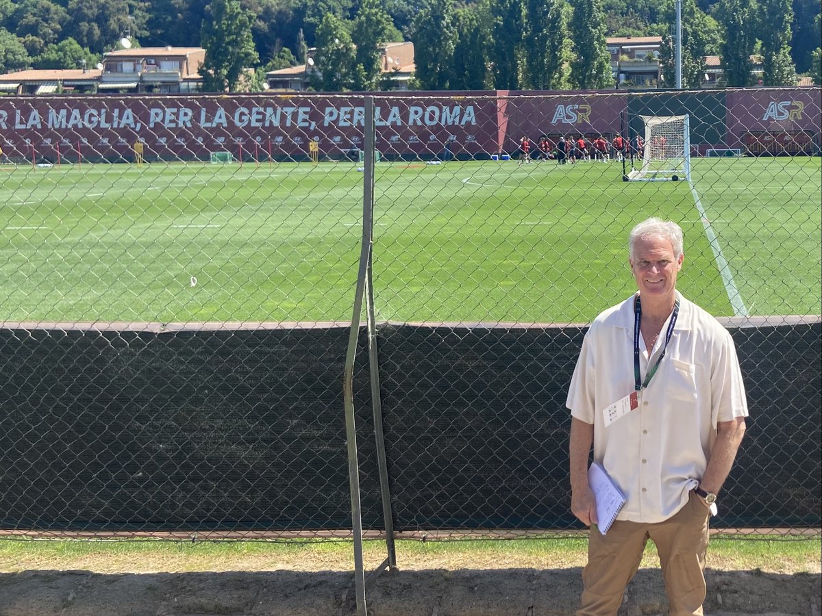 <a href="/MariaLauraCanta/">Maria Laura #atermsa</a> Rome is going crazy about A.S. Roma going after its first official European trophy in its 95-year history tomorrow night. I got behind the scenes last week at Media Day. Here's my full report in Dog-Eared Passport: johnhendersontravel.com/a-s-roma/