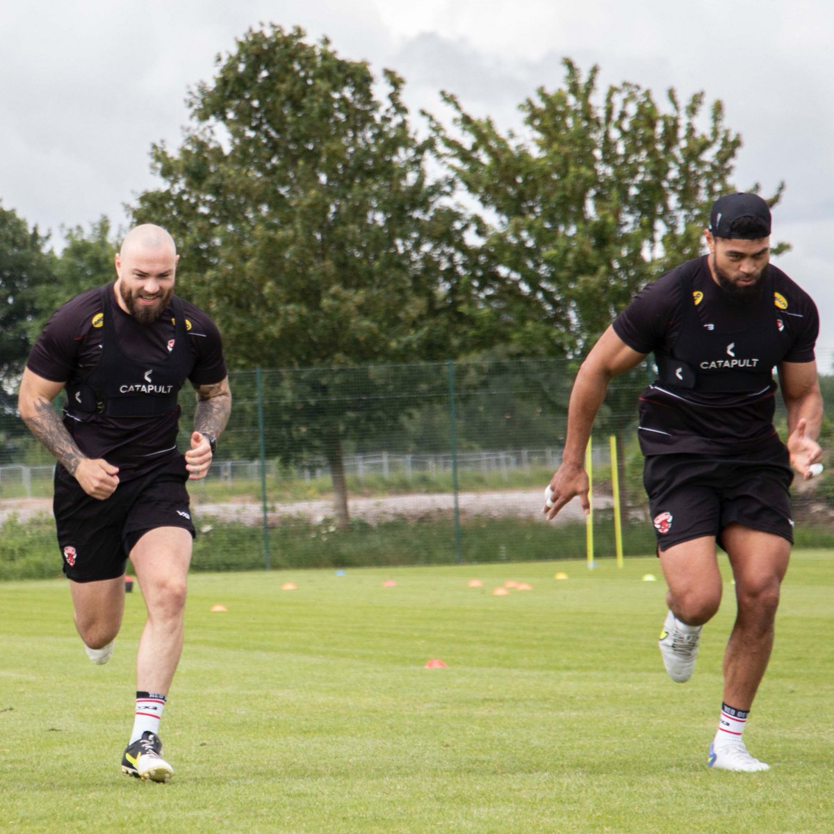 On the 🆙

💪 #TogetherStronger | 🔴👹