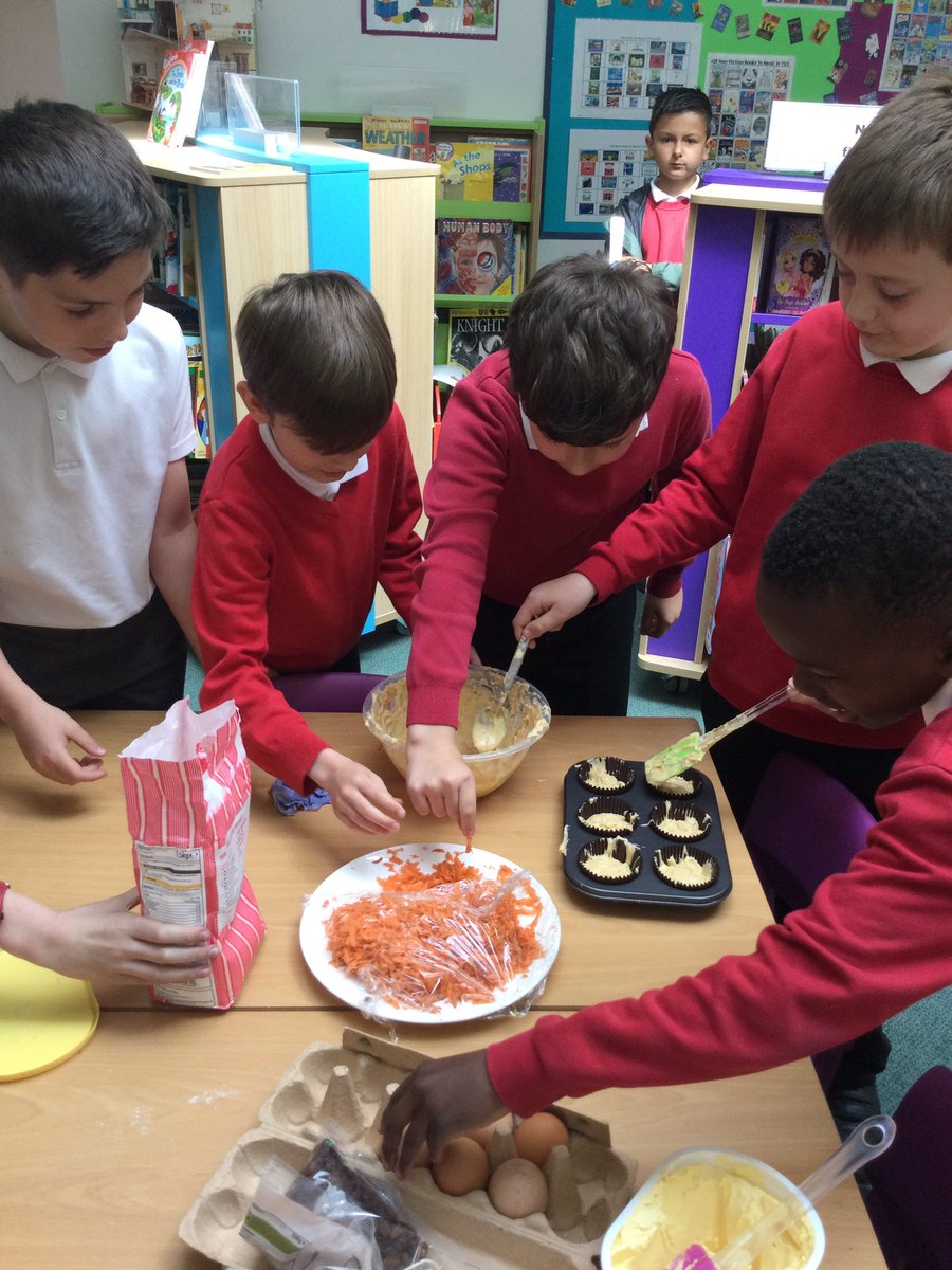 Supreme Green tweet media