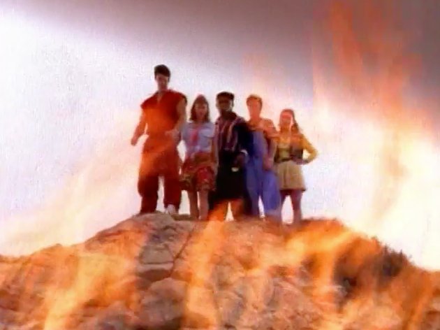 theta444_'s tweet photo. Eclipsing Megazord #Mightymorphinpowerrangers #Greenwithevil @PascalMulokozi2 #Powerrangersrewatch @Avenger_Agent @tokukid117 #powerrangers #Supersentai #Powerrangers30 https://t.co/G4iH2WlYE4