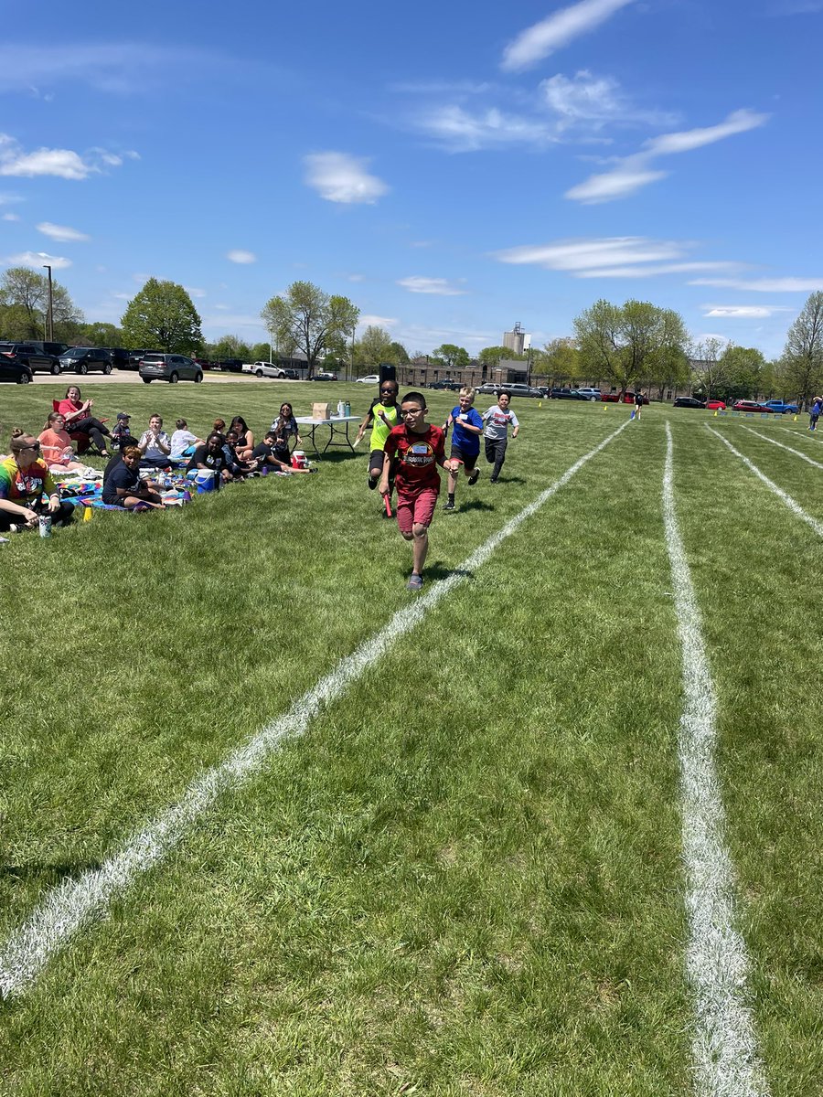 Sweeney Phy. Ed. tweet media