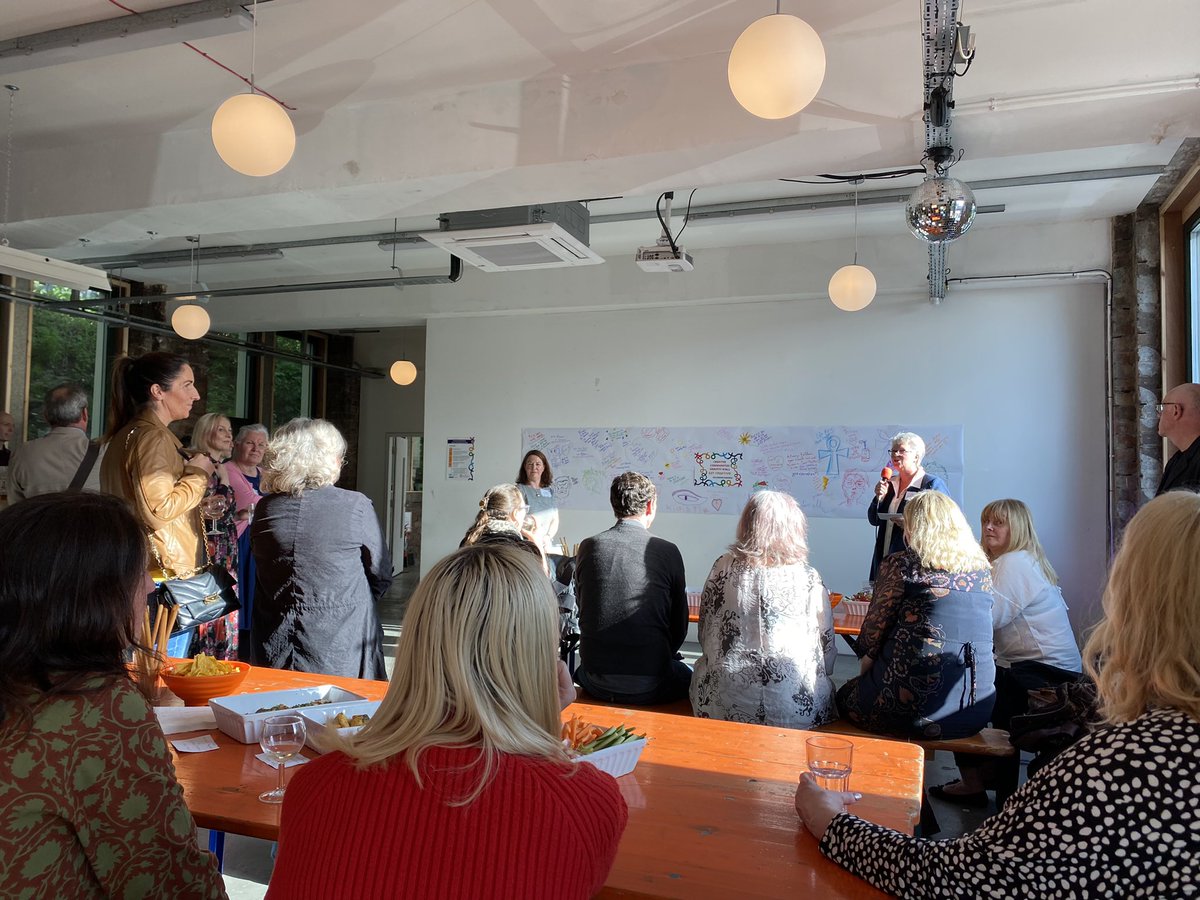 Iranscot's tweet photo. We had beautiful moments with our participants at @IScreativecomm event last Thursday! Such a great night of sharing, creativity and insightful talks! 
.
.
.
#iranianscottish #creativecommunities https://t.co/ILGdC5RfX1