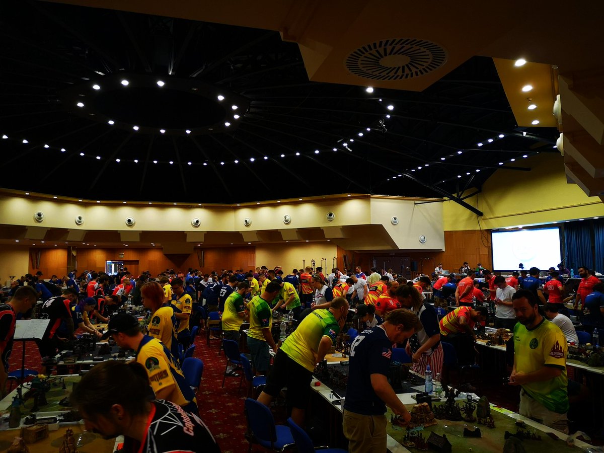 Seeing how many people enjoyed the Age of Sigmar Worlds makes my heart all warm and fuzzy. This was the first time I was helping with the organization of an event, and I love the enthusiasm players brought and the praise the event received after.