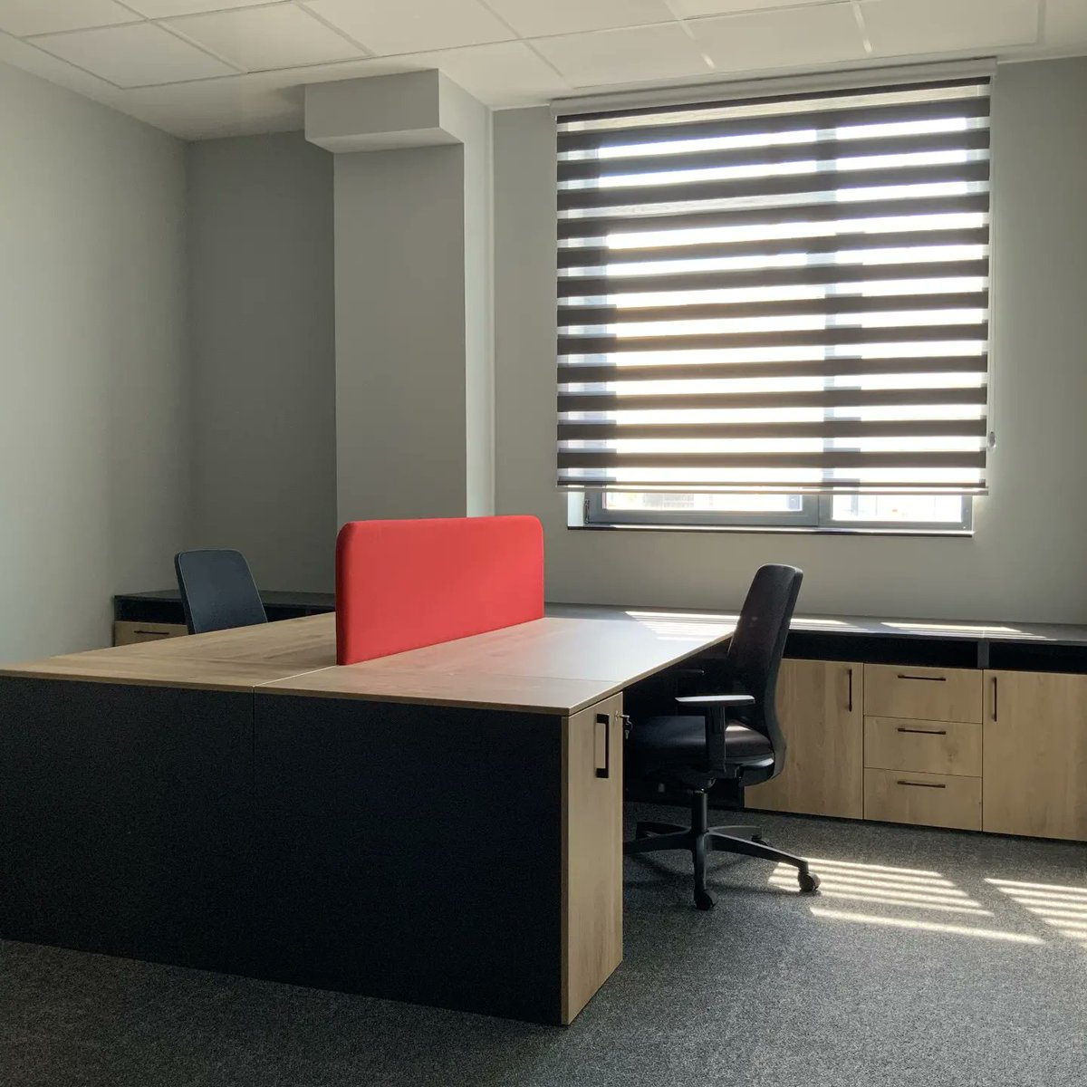 byKTITOR's tweet photo. Započeli smo sa opremanjem Terra Srbija d.o.o. #terraserbia #ktitor #ktitorcompany #opremanjeenterijera #dizajnenterijera #kancelarijskinameštaj https://t.co/QhvJCUfj1j