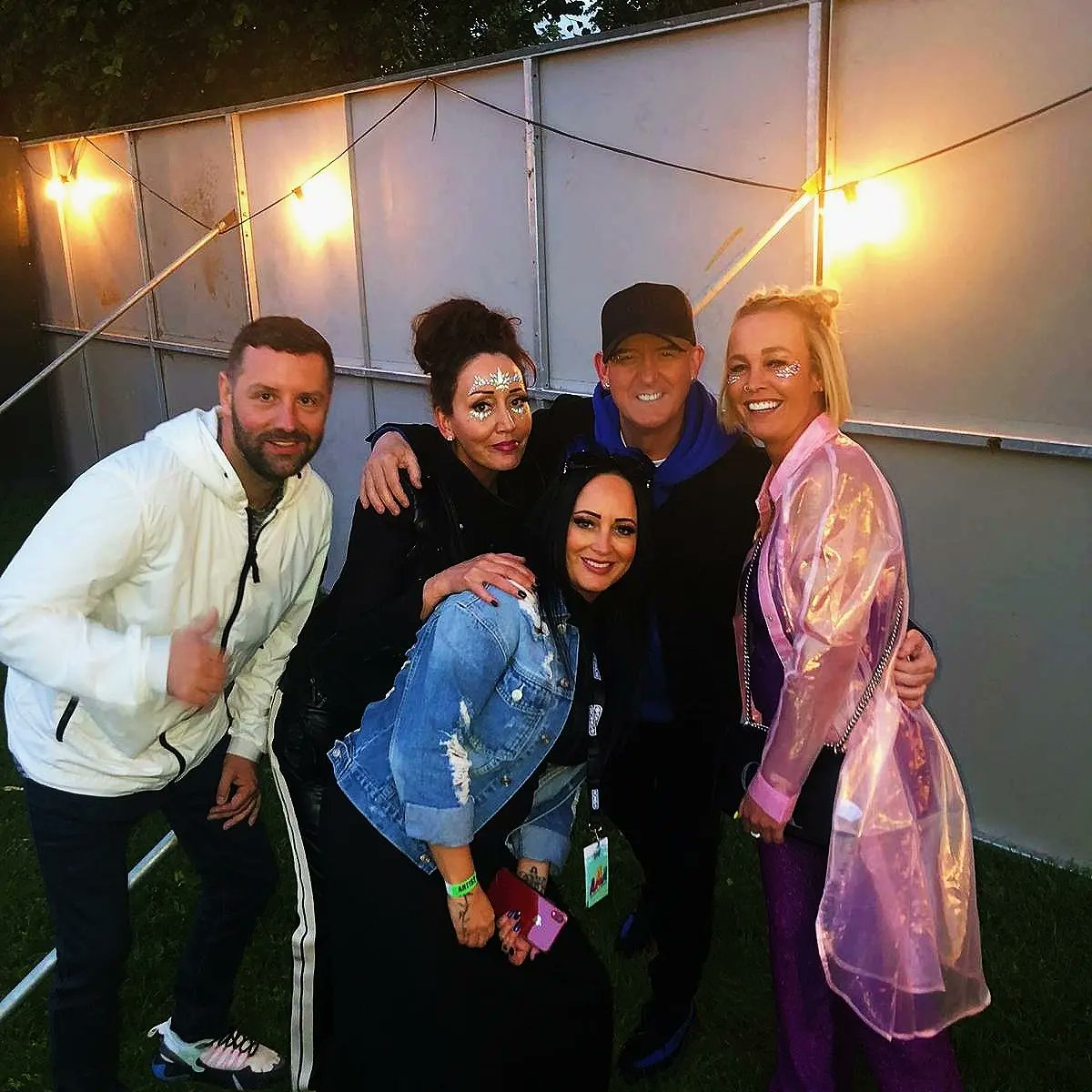 mickymodelle's tweet photo. Was a pretty Amazing few days in Ibiza and back to Manchester for Flashback Festival with the best People
Clublandevents #clublandmusic #mickymodellelive #dancinginthedark #ilovemyjob #iloveibiza #djlifestyle #touringlife #MickyModelle #Ultrabeat #kellyllorenna #karenparry https://t.co/NoKb89u8Hq