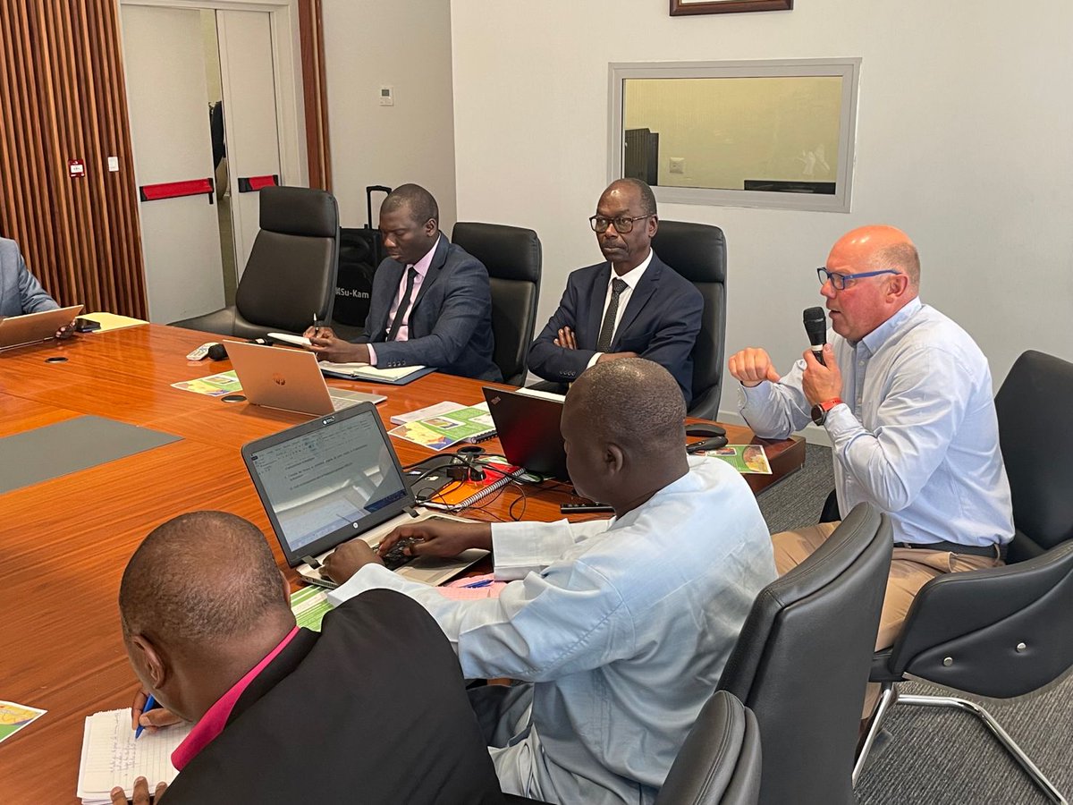 NdourNiokhor's tweet photo. #HappeningNow - L’atelier de restitution de l’Etude cartographique de la qualité de l’eau dans le Bassin Arachidier de la #DGPRE avec l’appui de la @WorldBankWater
@arteliagroup @Idevic #PEAMIR
#water #eau #Assainissement https://t.co/Q4FOjnQyk5