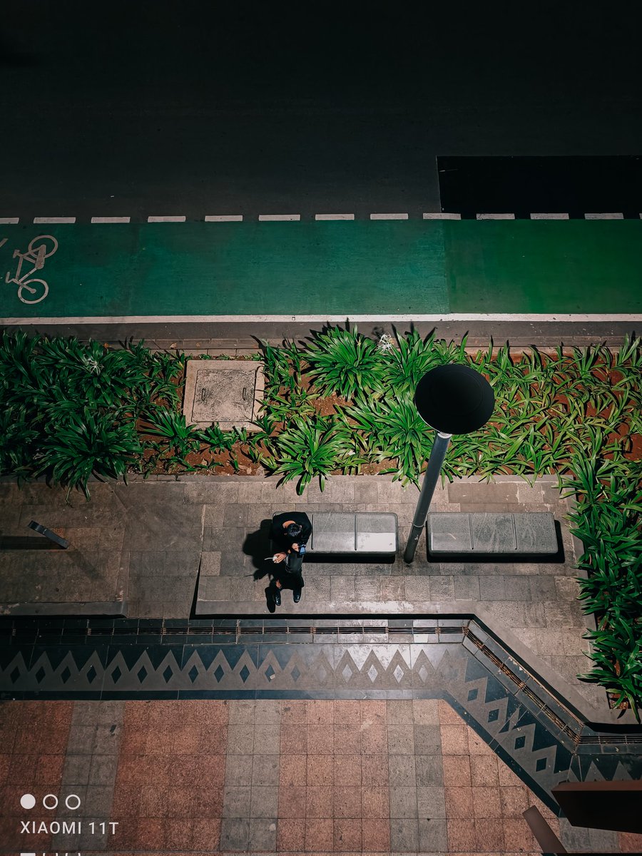 puaninDya's tweet image. Some of Bekasi and Jakarta photos that I took with xiaomi last month #streetphotography #mobilephotography