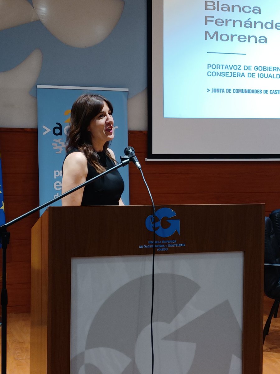 gitanos_org_CLM's tweet photo. Cierra la jornada @Blanca_CLM, consejera de Igualdad, que incide en la #discriminación como barrera para el progreso de las personas gitanas y en la necesidad de combatir el odio. https://t.co/zeC1XfGa4J
