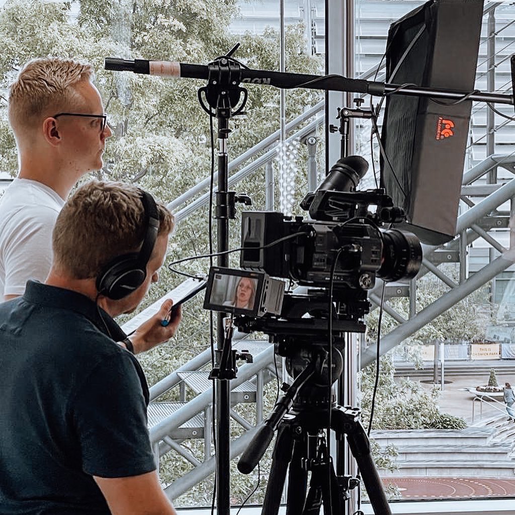 holler_video's tweet photo. Busy day for our crew. Shooting both video and photos simultaneously. It’s what we do here at Holler, creating all kinds of digital content! #videoproduction #sonyfs7 #video #photo #photogrpahy #digitalcontent https://t.co/bRwvKIWG1a