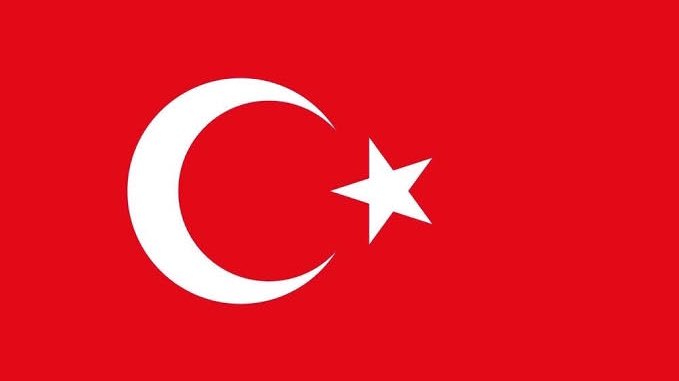 Pençe-Kilit operasyon bölgesinde teröristlerle çıkan çatışmada şehit olan kahraman askerlerimize Allah’tan rahmet, yaralanan askerlerimize acil şifalar dileriz. Milletimizin Başı Sağ Olsun. 🇹🇷