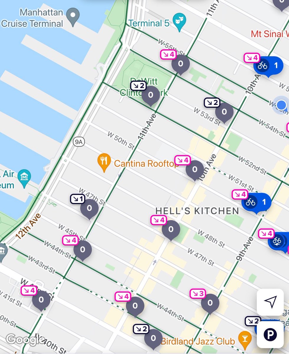 ebottcher's tweet photo. I present to you the @CitiBikeNYC stations of Hell’s Kitchen. 

And in the Village, they’re always full. 

This is a failure. https://t.co/ZVQz11UUti