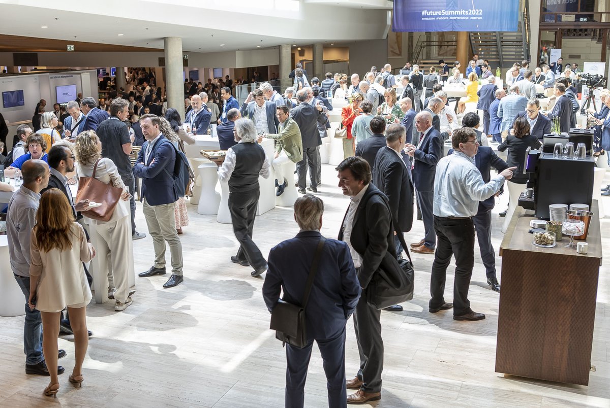 imec_int's tweet photo. It was great to work together with @KBCSecurities on #FutureSummits2022. Imec shared 2 papers - one on #automotive technologies (https://t.co/ZAoXM9O3Q7) and one on #chipscaling (https://t.co/DbFzpzgXUB). Followed by a panel discussion on investment trends & needs. https://t.co/z5SoDPmdWf
