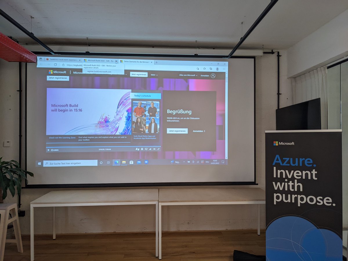 jetzlstorfer's tweet photo. We are ready for you in Linz! 

#MSBuild 

@gregkalapos @PiaGerhofer @DotNetLinz @CoderDojoLinz @FemaleCodersLnz https://t.co/unnH420Xur