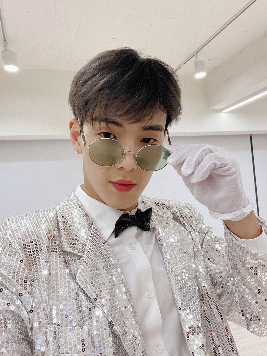 shownucb's tweet image. 332 dias 
#SHOWNU  @OfficialMonstaX