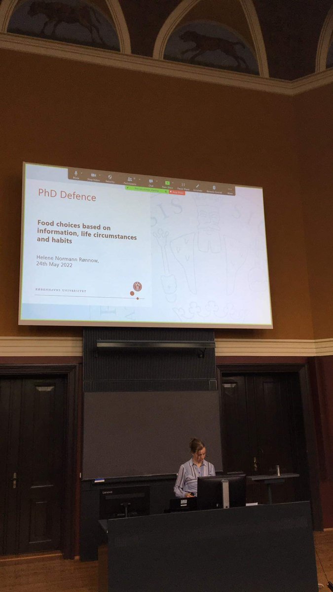 LautrupMarie's tweet photo. @helene_nroennow is on fire at her PhD defence on food choices, habit formation and life events with RP methods 🔥 @KU_IFRO #dkforsk #dkfood https://t.co/CVhNVvPAhT