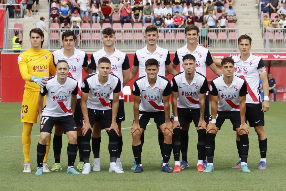 Sevilla Atlético y Cantera Sevilla FC tweet media
