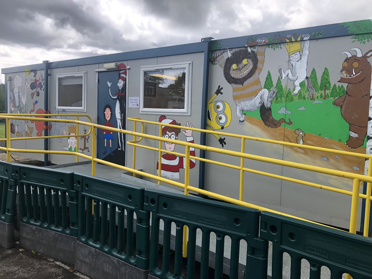 abbey_primary's tweet photo. If you haven’t already seen the progress made on the booster mobile, take a look at the wonderful artwork that has been completed by #andyart6976. What a talent! Which book character can you spot? https://t.co/nUT5cCHVYq