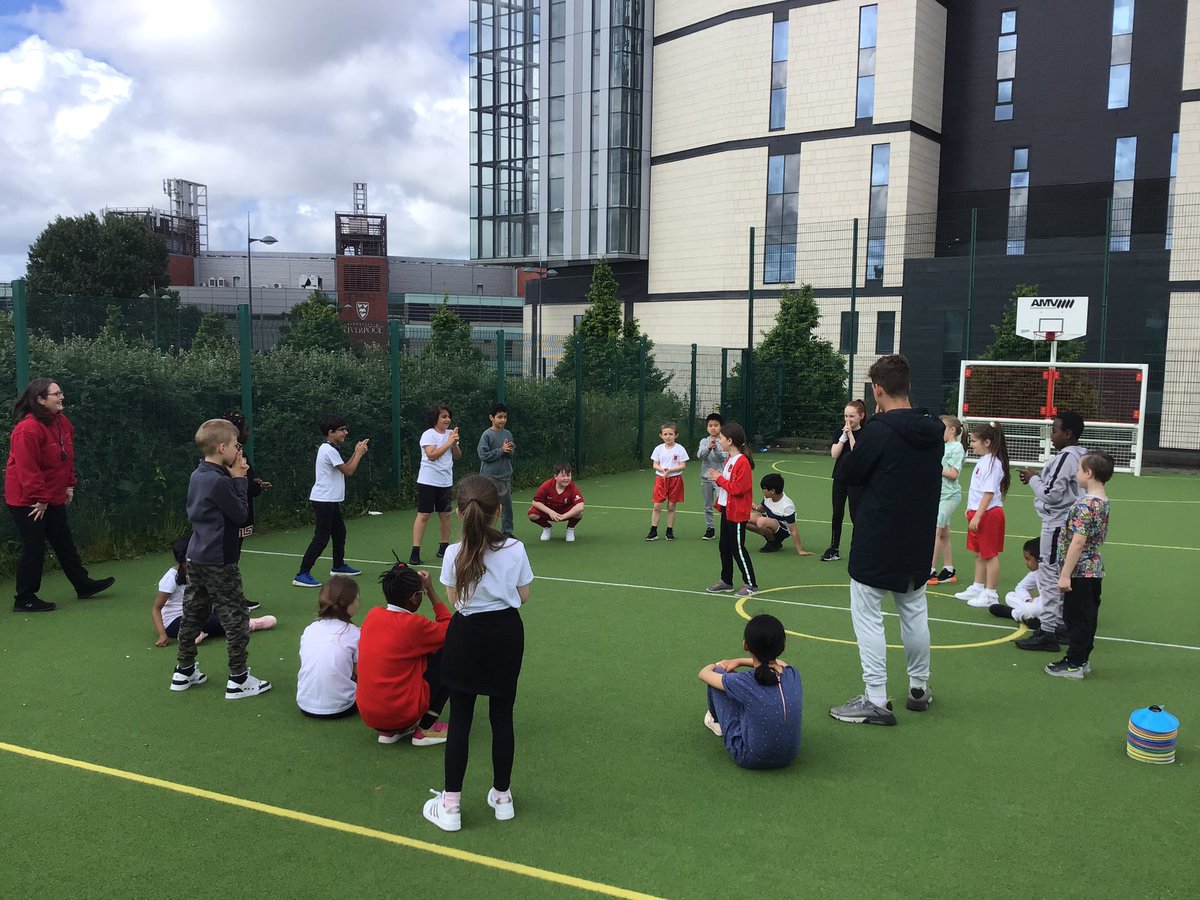 Sacred Heart Y4 tweet media