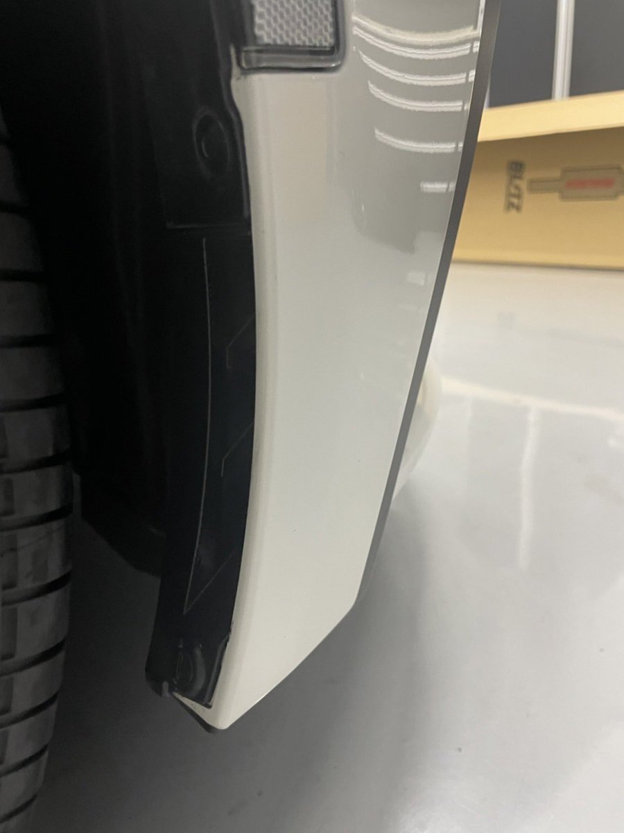 grgarage_misono's tweet photo. ⬛️ GR86/BRZ Cup 参戦車両製作 準備中 🟥
サーキット走行でボディーに付着してしまった『タイヤかす』を清掃します!
そんなときは、
Plexus(プレクサス)がお勧め!
#町いちばんの楽しいクルマ屋さん
#enjoythedrive
#クルマファンを増やしたい
#driveasyoulike
#plexus
@plexusjapan https://t.co/FDGWnRgmPl