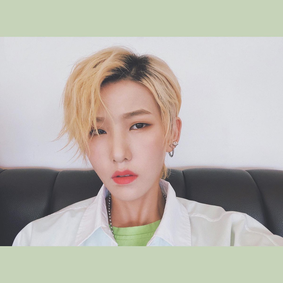 ATiny_WayZenNi_'s tweet photo. Happy Shawn Day May 24, 1997 #Shawn #PengXiChen #fanxyred #diamond #K #Roy #Marco #kpop #cpop #idol #bias #dancer #singer #happyShawnday https://t.co/f73vAj7JwH