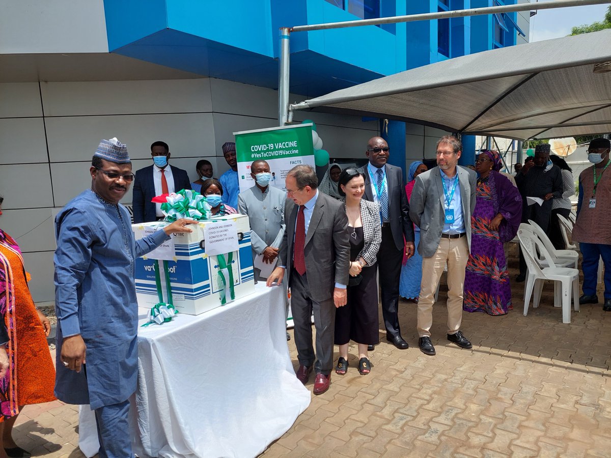 EUinNigeria's tweet photo. Spain today donated 4.4m J&amp;J doses of vaccine to Nigeria, its largest vaccine donation to an African country. This brings to almost 30m the number of doses from #TeamEurope to Nigeria through #COVAX. https://t.co/YCTmCKIRy6