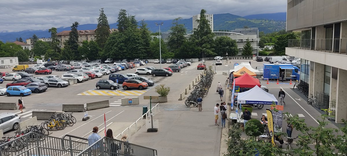 Neoz (@neozsolutions) on Twitter photo Sensibilisation aux #mobilite douces et initiation #velocargo en direct Sensibilisation aux #mobilite douces et initiation #velocargo en direct
