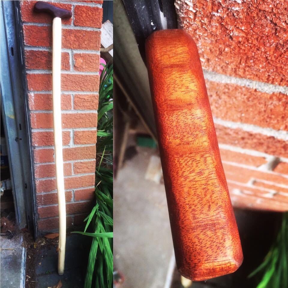 StevenMcCrea2's tweet photo. Whittling sycamore and the resulting dried walking stick with mahogany handle, and some requested blackthorn/baobab sticks.
#pyrography #pyrographyart #woodburning #woodart #artist #art #walkingstick #woodwork #woodworking #nameplates #oak #waneyedge #liveedge #whittling https://t.co/6LAiEGjts2