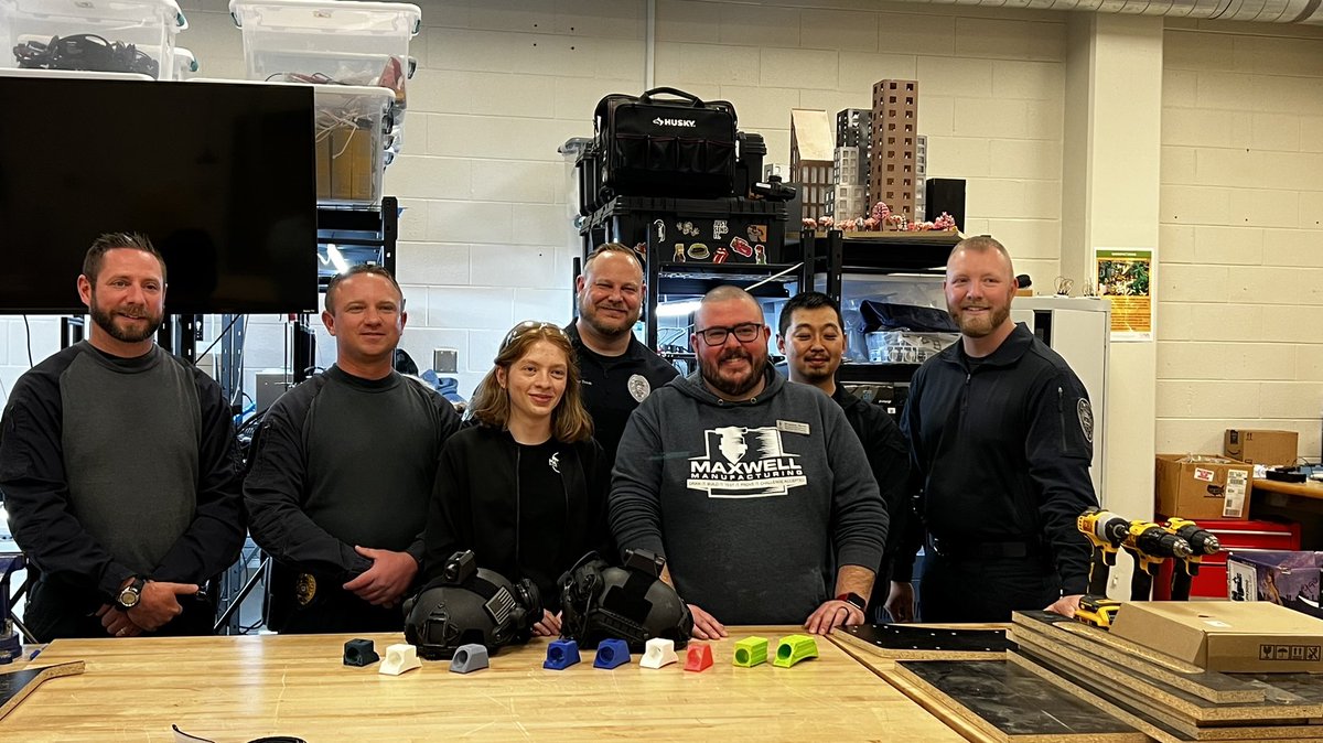 ManufacturingHS's tweet photo. Amazing year thanks to the support of @Phillips_Corp @Haas_Automation. Top finishes at @SkillsUSAGA; parts complete for @NASAHUNCH; &amp; collab work done with @GCPSCTE programs &amp; @GwinnettPd . Well done team! https://t.co/nm2BJQB1Wt