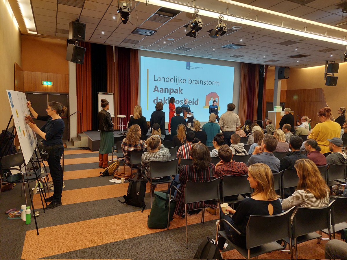 Frankvind's tweet photo. Ron (ervaringsdeskundige) van @SConsulaat eist inspraak en meebeslissen  op daklozenbeleid bij landelijke gemeentelijke overheid #brainstornsessie https://t.co/tQ7GqGGsPl