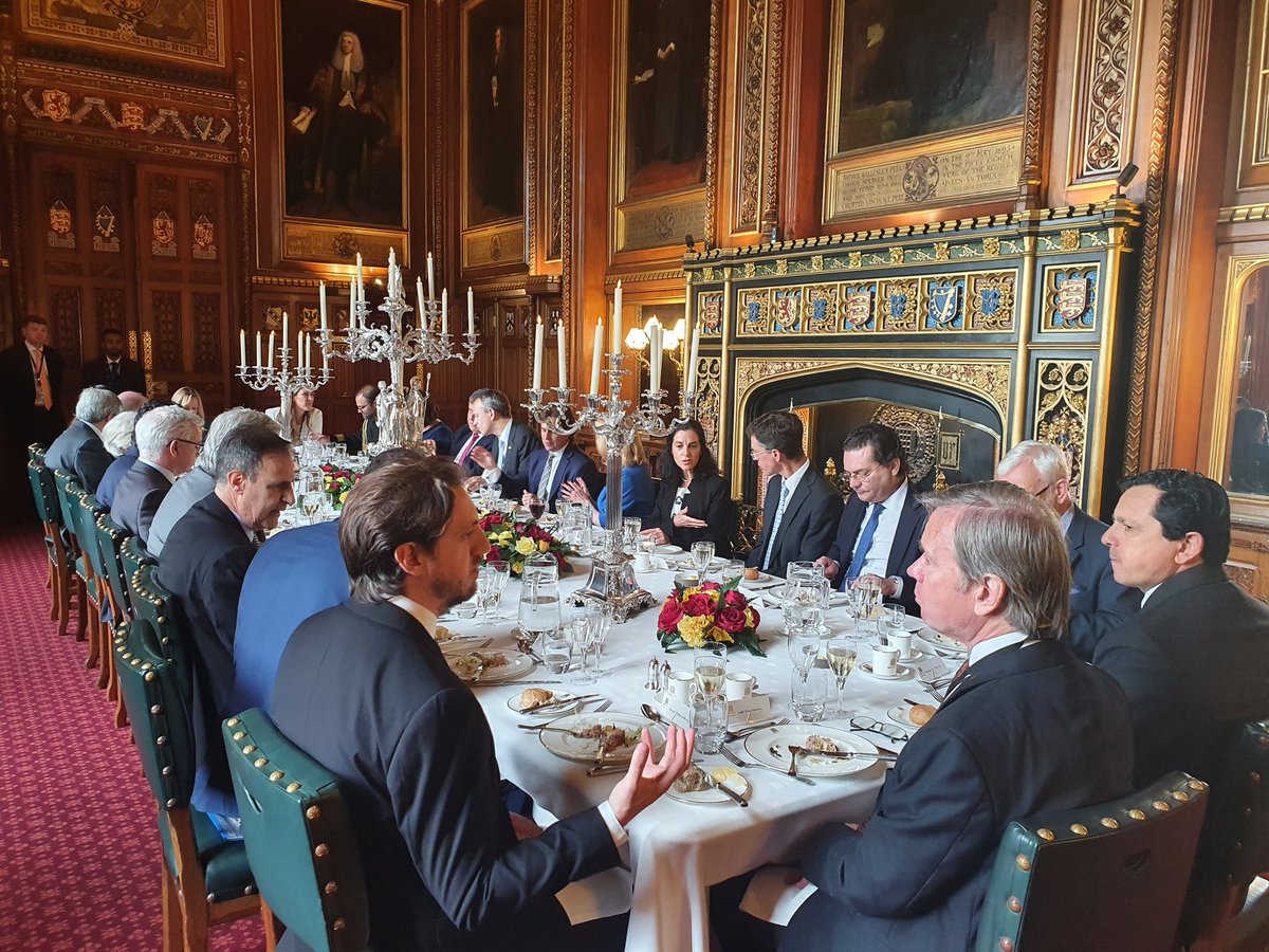 Embajada Británica tweet media
