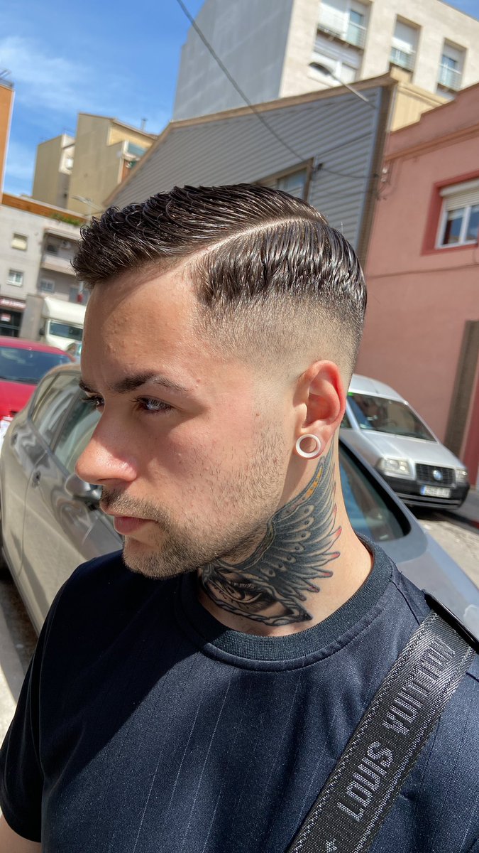 Side part para mi mentor🔥
#barbershop #fade #classic