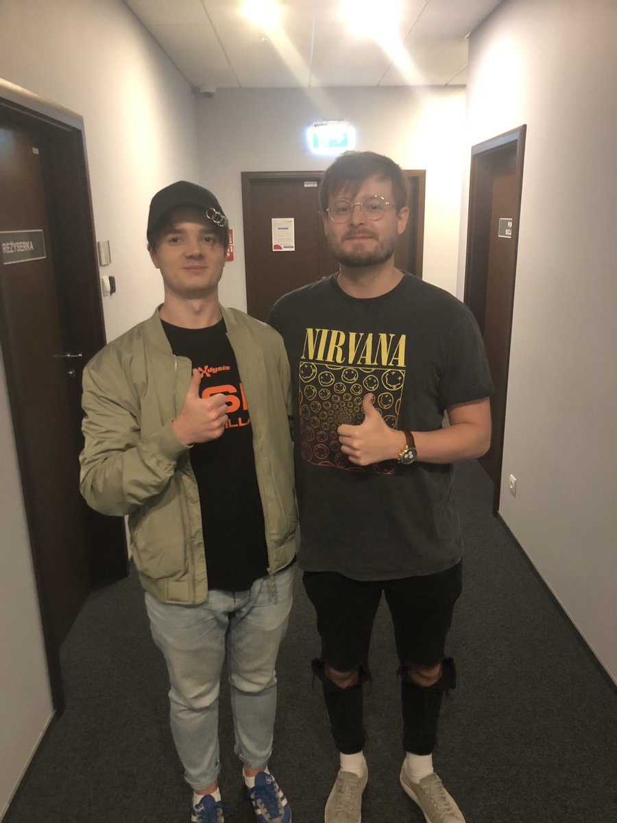 wondro1_'s tweet photo. Just met @promisqxd.  Hands down goat.  Thank you for this opportunity to talk to you, meant a lot.  Keep up the good work https://t.co/1px15MwzWr