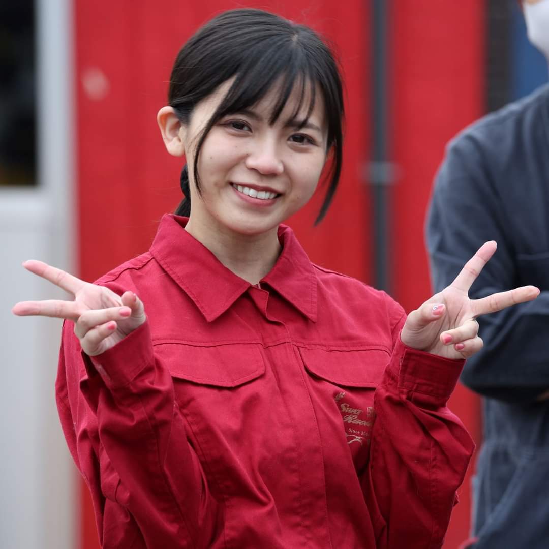 1日で3~4回着替えます♡ どの衣装でもチェキOKです!!